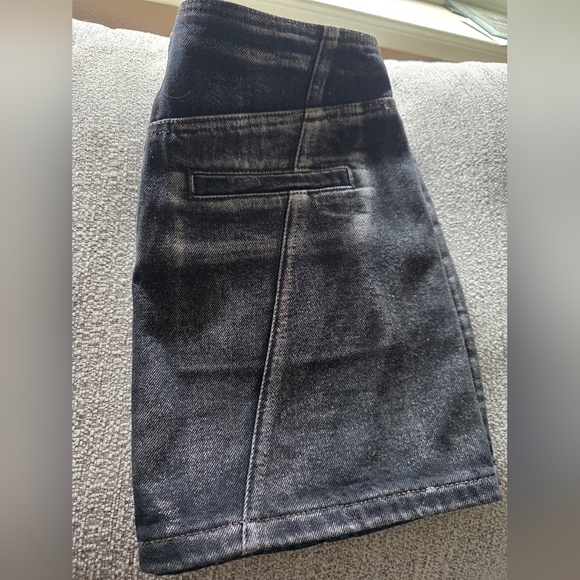 Denim Mini Skirt in Metallic HeartBLANKNYC Size 28 - Picture 4 of 4
